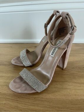 Steve Madden Blush/Beige Suede Rhinestone Block Heels